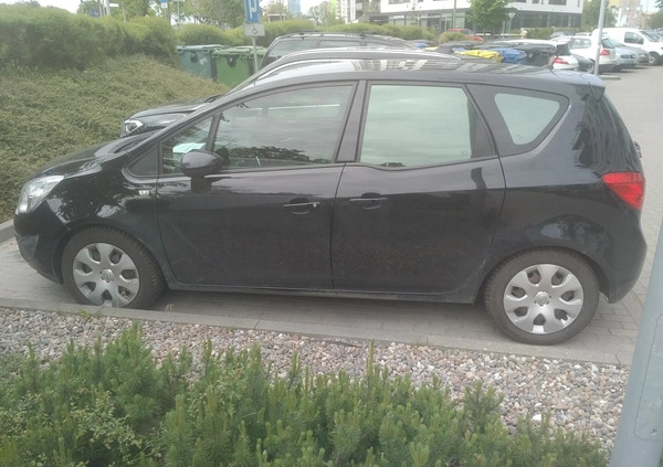 Opel Meriva cena 19800 przebieg: 200000, rok produkcji 2011 z Gdańsk małe 67